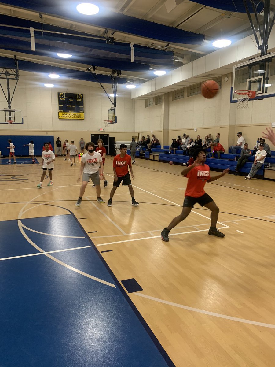 IngeBasketball's tweet photo. 3 on3 Inge basketball last night https://t.co/t4pTwq3ctO