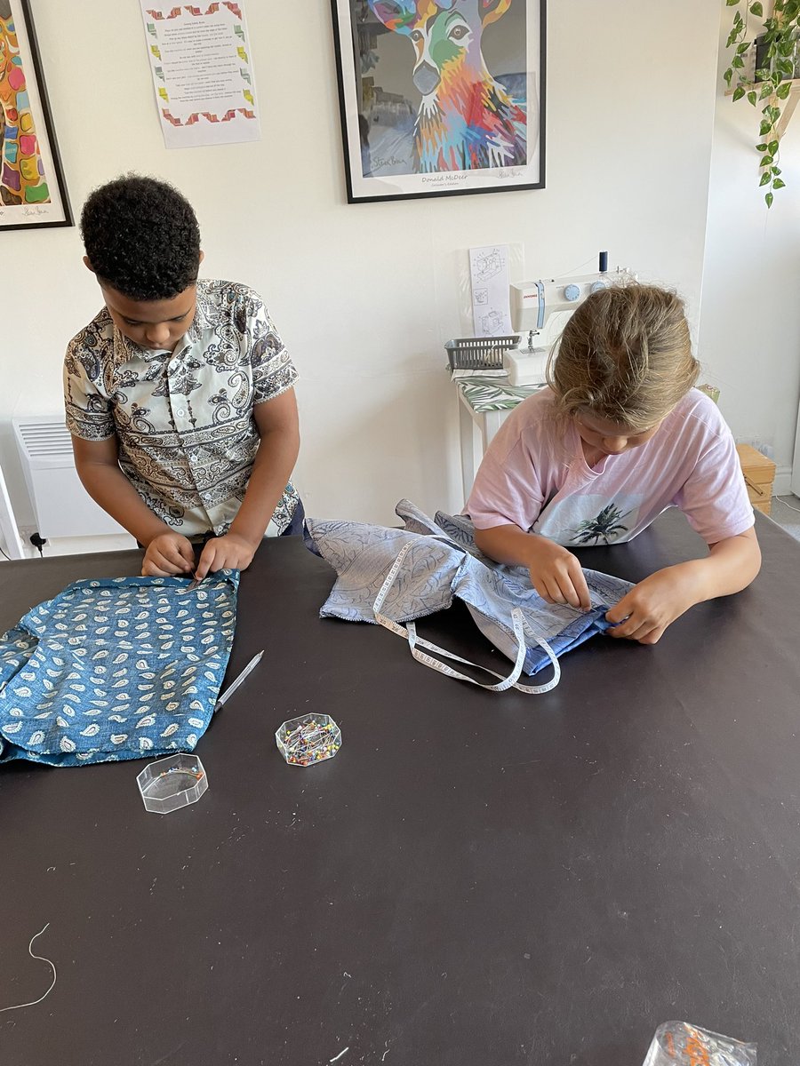 MaxineMxn's tweet photo. Artisan Sewing and Wellbeing Centre
15 Yates Lane
Milnsbridge 
HD3 4NW
https://t.co/CaHYi43Tth https://t.co/AZPOwTuTQ3