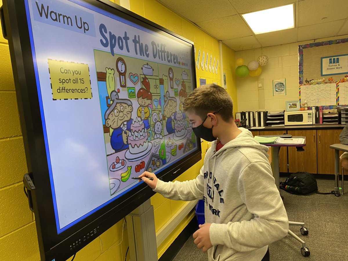 felg54's tweet photo. Students were all really excited for the opportunity to get up in front of the class today during a “spot the difference” challenge to start the class! They were literally jumping out of their seats 😂 @FrostSpartans #FrostStrong https://t.co/9ilgtOHXgW