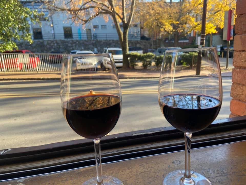 EricElliott_CPA's tweet photo. A much needed post tax season 2021 getaway this week. #Asheville #TaxTwitter  #offseason  #recharge @nikkitelliott https://t.co/Fwr6vdBbtT