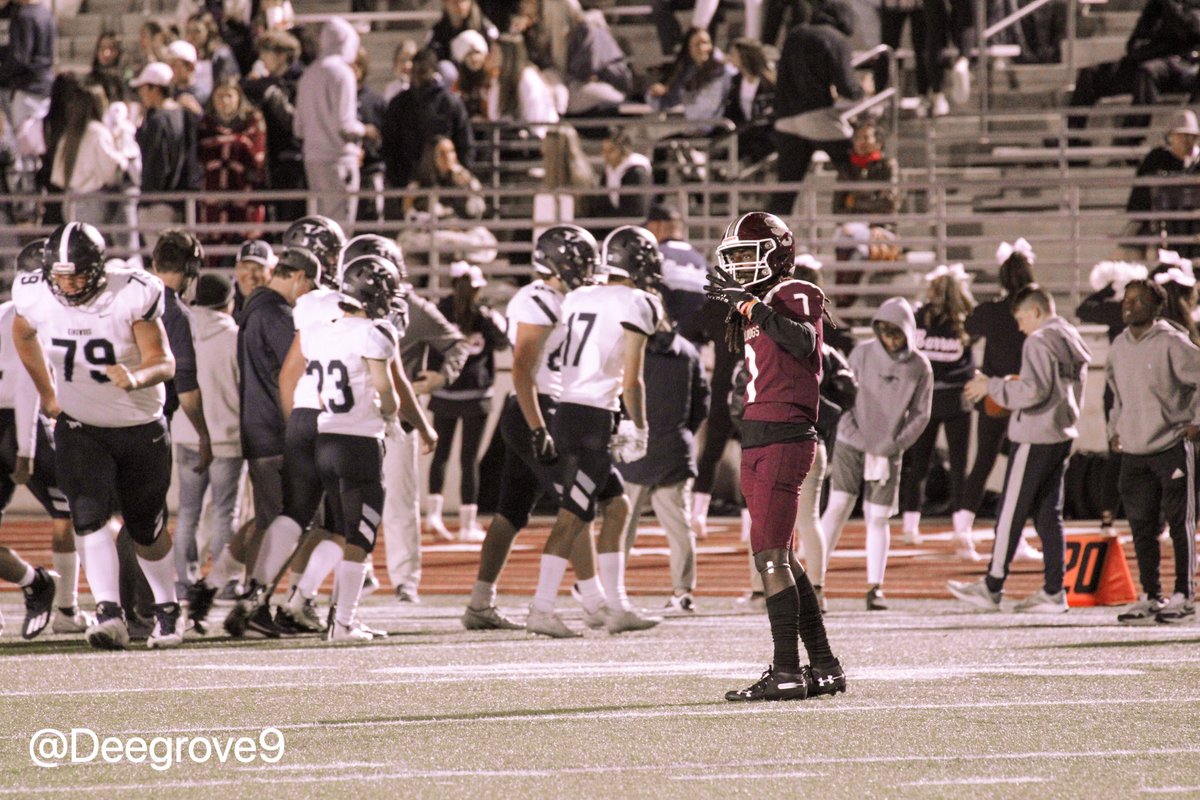 Hargrove_era1's tweet photo. Thank god for a healthy season, looking forward to the second half (Playoffs). Time to turn the pressure up💪🏿 #underrated #asleeper #nodaysoff #lockdown https://t.co/maZDFicCuQ