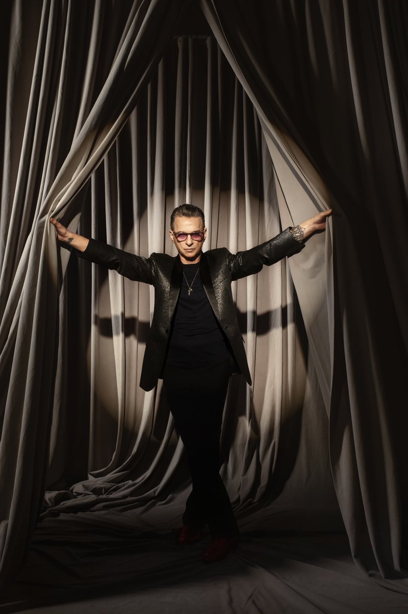 Dave Gahan tweet media