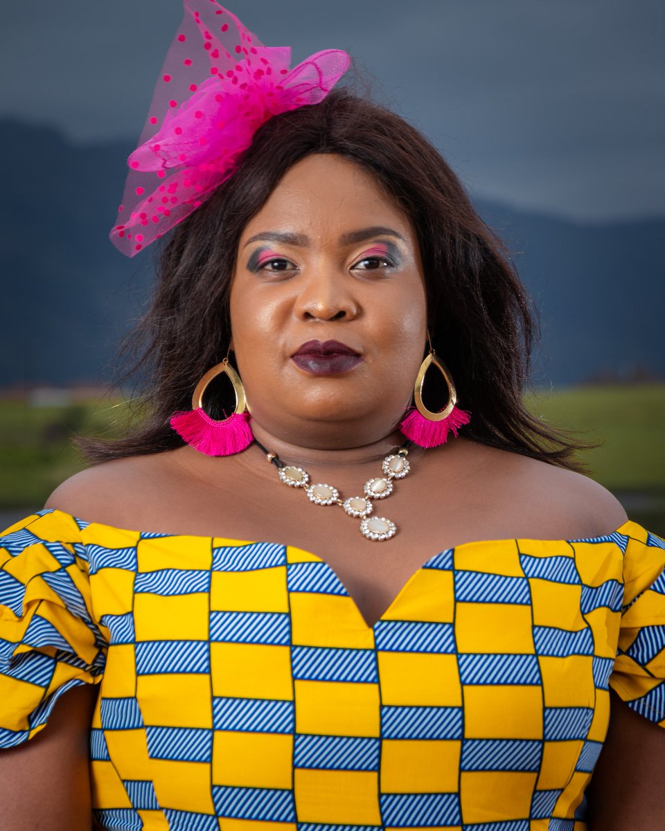 khulyyy's tweet photo. Dressed up yesterday for #TheWife premiere courtesy of @nhlanhlody and #AvaLife. Itsite I theme ke The Modern Wife with a touch of pink ☺️☺️☺️☺️ #Avalife #Mutliple https://t.co/P46c4xUpAx