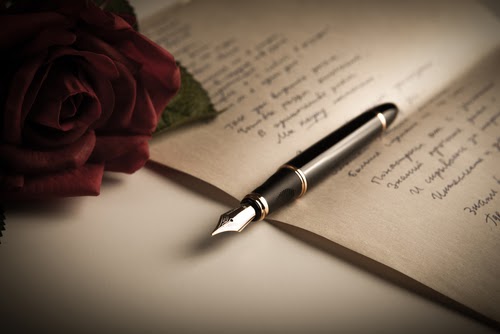 Поэтические строки стихотворения. Ручка и бумага. Поэзия фон. Поэзия картинки. Перо и бумага.