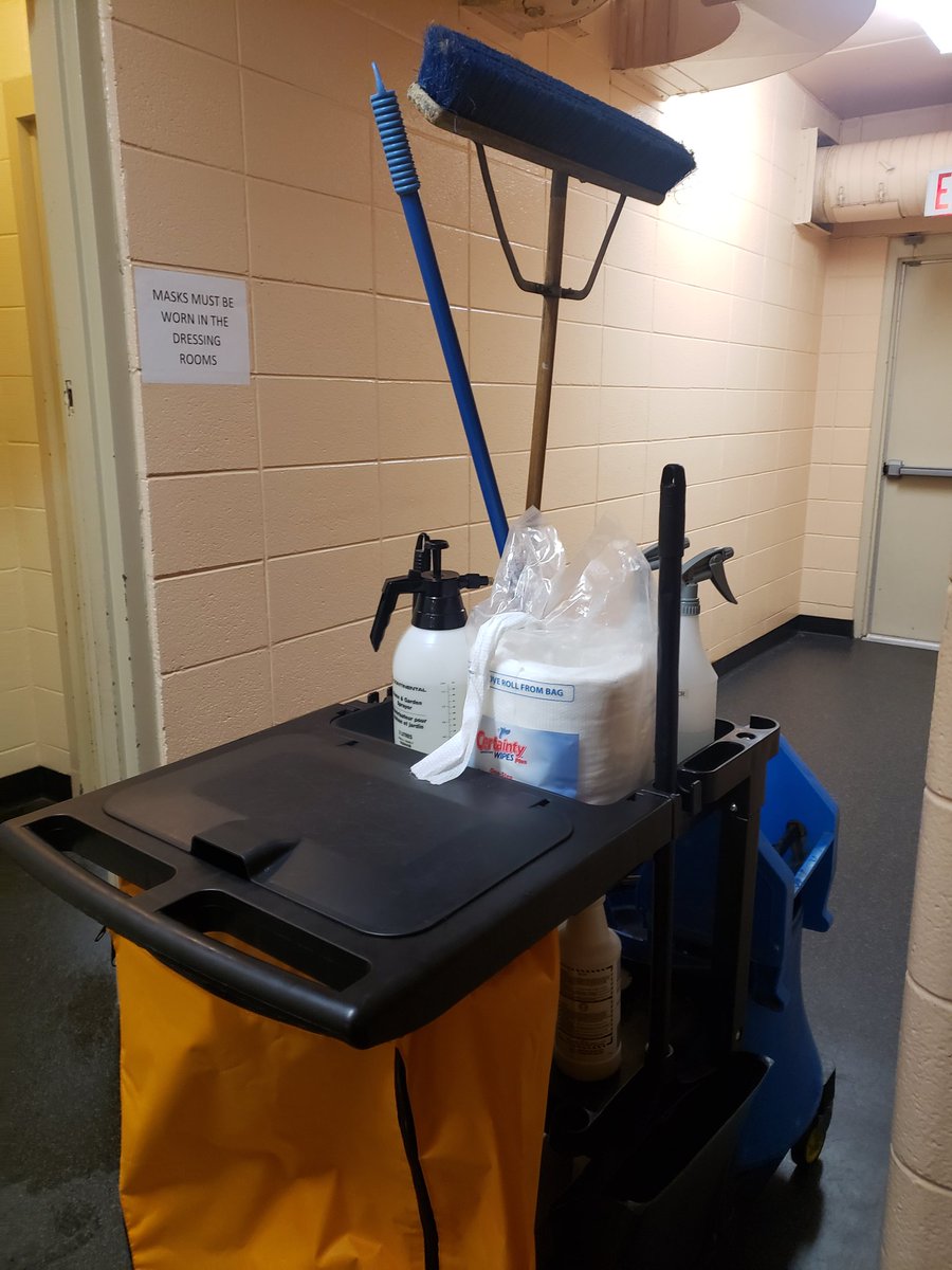 ExcitedBrains's tweet photo. Operated a professional cleaning cart today for the first time ...for a good cause...volunteering so my kids can play hockey...would have loved to chicken out....but would that be the best example for my kids?
#volunteer #bestexample
#strongwomen https://t.co/VLTXqwvX7V