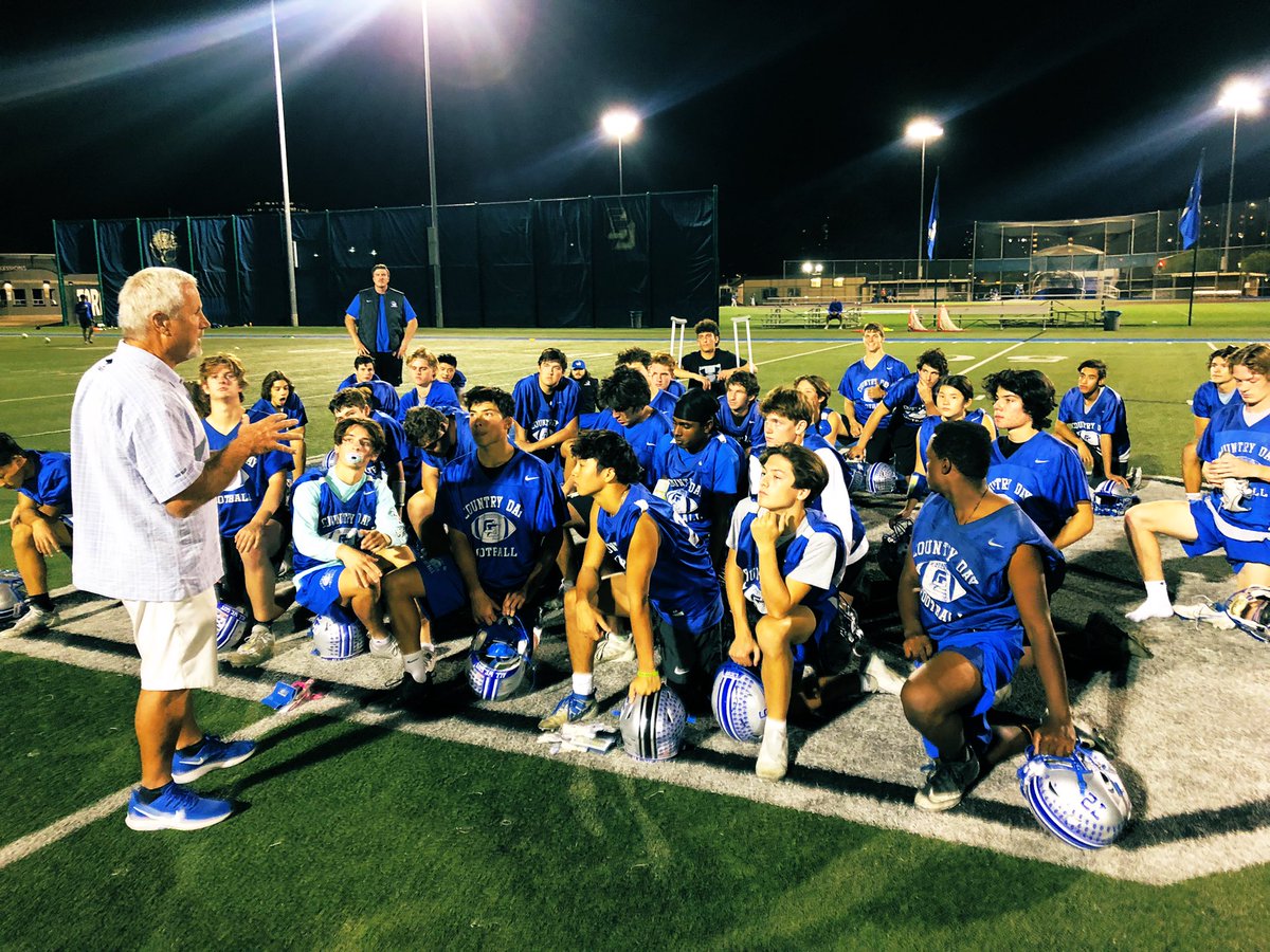 coach_hales's tweet photo. We were lucky to have the great @TorreyAthletics AD Coach Hutzler come out to give this week’s @TORREYFOOTBALL #ThursdayCoachTalk! He talked about the team living their #TUFF core covenants all year and focusing on doing the little things right. #TorreyPride #AllWeGot https://t.co/tnuTiw01As