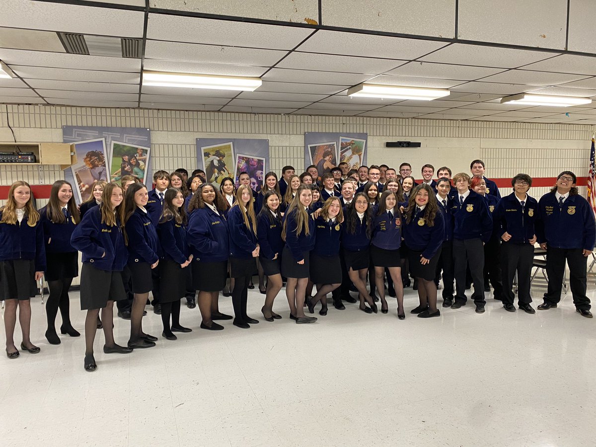 StilwellFFA's tweet photo. 3rd Annual @StilwellFFA Leadership Conference in the books. Thanks to the #OKFFA State Officer Team for doing a great job presenting! #FFA #Leadership https://t.co/AUn5K5nmyO
