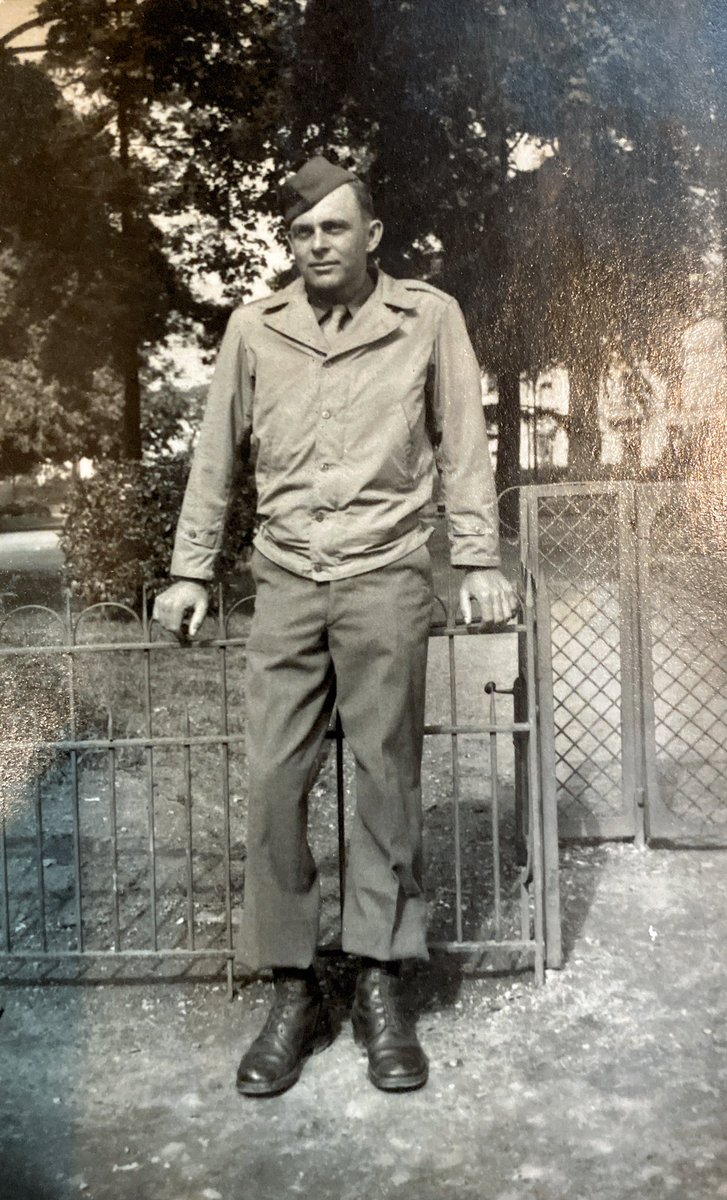 patsimmons64's tweet photo. Thinking of our precious daddy today on #VeteransDay2021
He was a true patriot and proud to serve his country during #WW2 with the #314thInfantry, #79thDivision, #CompanyH. 🇺🇸 https://t.co/UCWI3StoWl