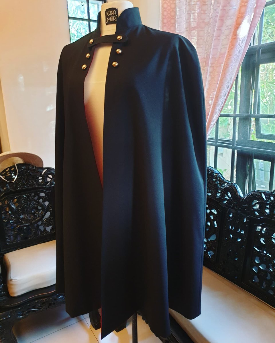 kanamoridesigns's tweet photo. Custom cape for Eron! Thank you so much for trusting me with your commission ! ❤🎩I hope you had a great party wearing this piece ~

#costumesph #custommade #filipinodesigner #cape #atelierkanamori https://t.co/Bx62bb8HRl