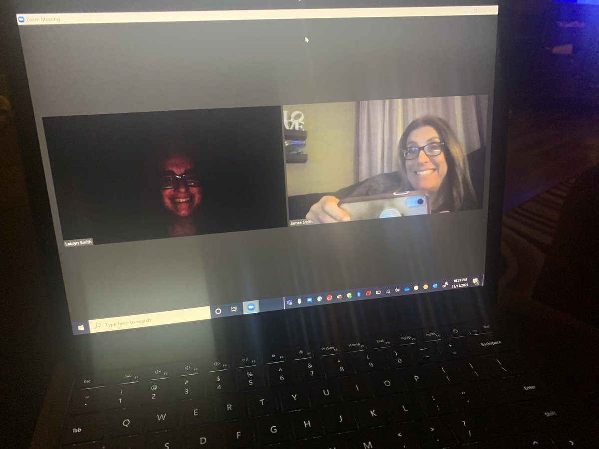 smithjamee's tweet photo. Watching with my daughter on Zoom as she is at college. #cantwait #RedTaylorsVersion 🧣❤️@laurynsmitty @taylorswift13 https://t.co/qtIk2Wekqd