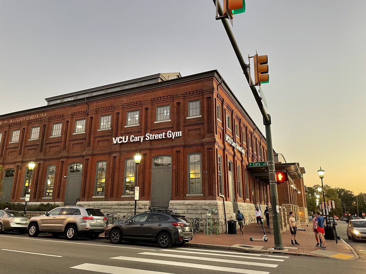 JustinHatchett8's tweet photo. VCU’s Cary Street Gym is home to a plethora of extracurricular activities including Archery, Badminton, Baseball, and more #Sportsclubs. #MASC336 #twitterscavengerhunt https://t.co/SaQA1Jn5ER