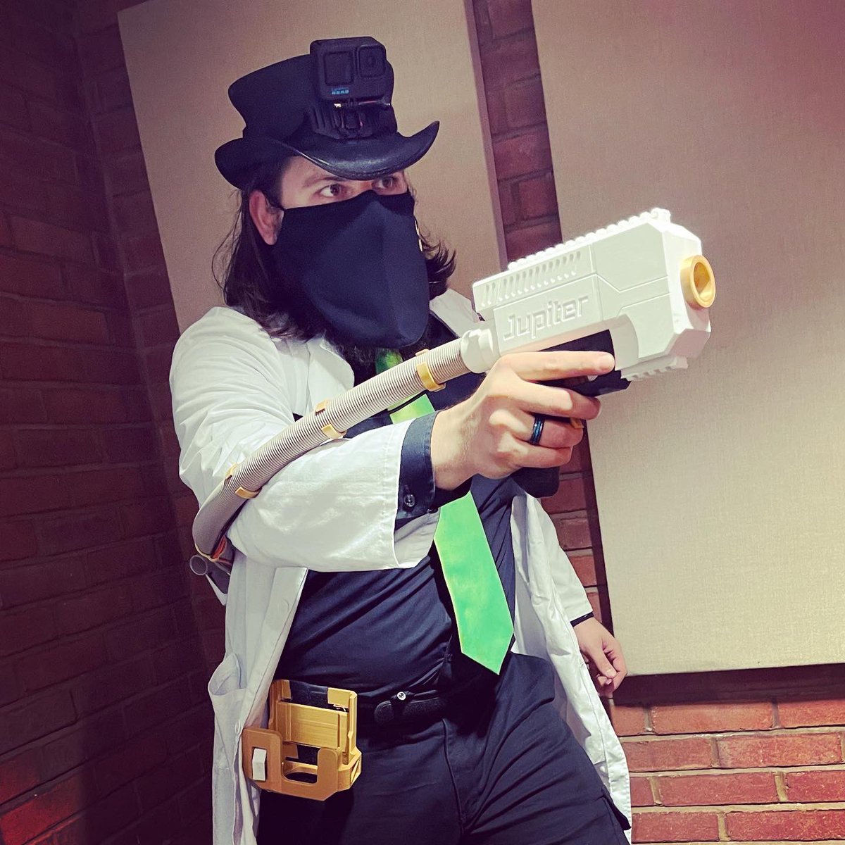Drayckar's tweet photo. Tonight’s #hvz loadout is the proton pack by @outofdarts and a handful of rival rounds
#nerf #nerfmod #nerfmods #umbc #umbchvz #outofdartsjupiter #outofdartsprotonpack #outofdarts #3dprinted #3dprints #3dprint #larp #larpcostume #humansvszombies https://t.co/PXW0z8fkWl