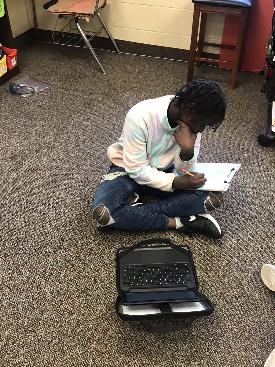 wright4kiddos's tweet photo. @CRISCougars participated in a variety of activities to celebrate  veterans today. https://t.co/hApm7xkbsU