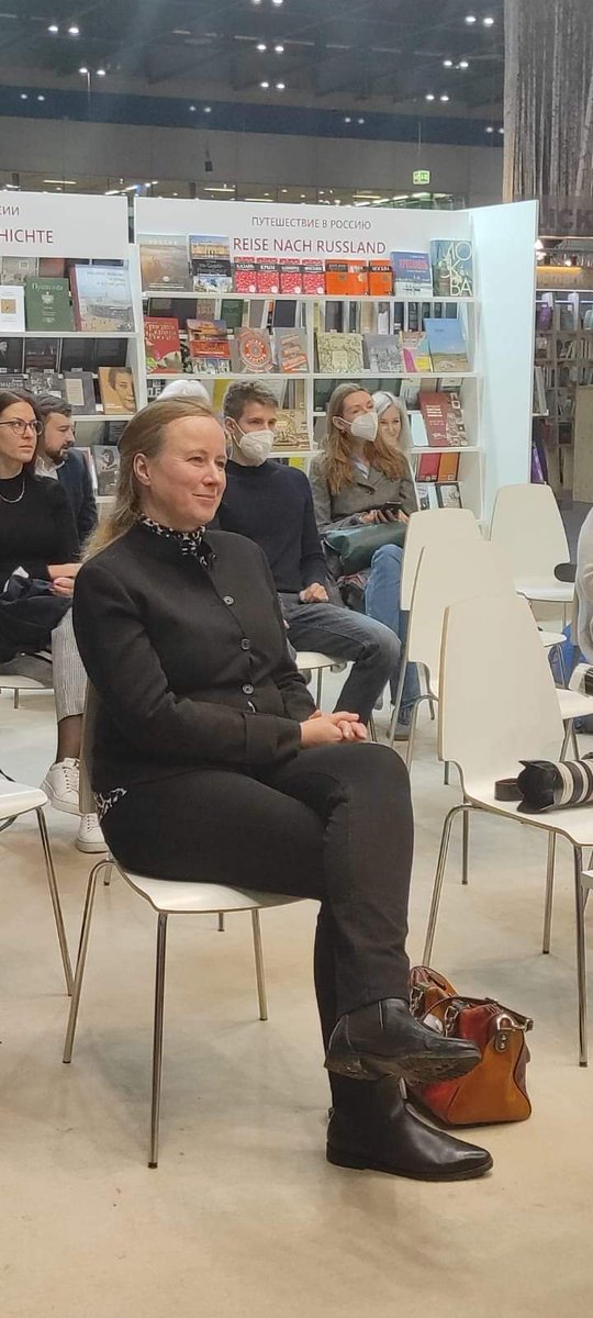 Institut_transl's tweet photo. Evgeny Reznichenko, our director at the Institute for Literary Translation,  talking about the work we do at the Russian stand of the Vienna Book Fair 2021
#ВенскаяКнижнаяЯрмарка2021
#buchwien21 
#GastlandRussland https://t.co/ZyOCe9DSDf