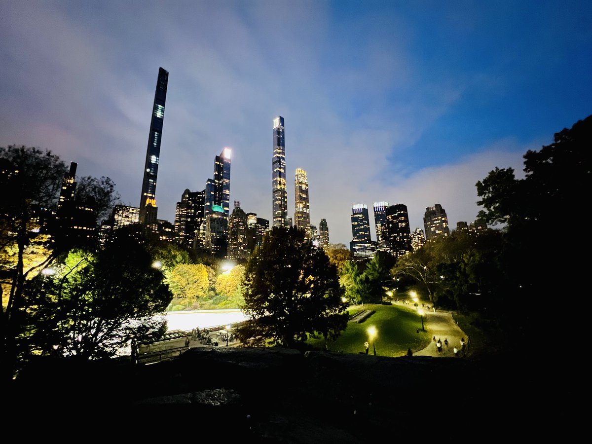 maiderings's tweet photo. 1 hour stroll in Central Park series - second half #fall #nyc ⁦@CentralParkNYC⁩ https://t.co/rltwAEoNyA