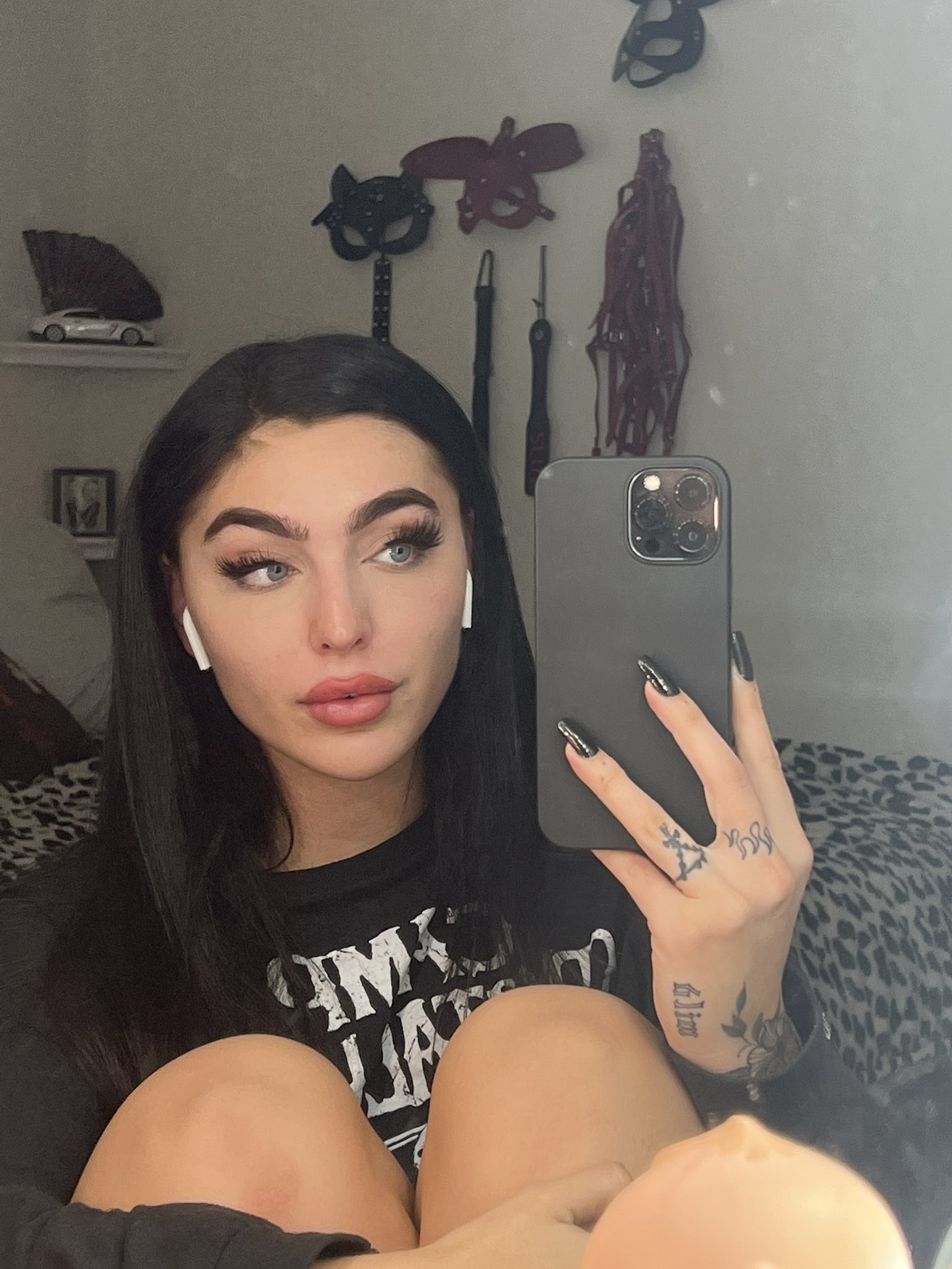 Emily Rinaudo on Twitter: "🥐 https://t.co/0qIuqUiPY6" / Twitter