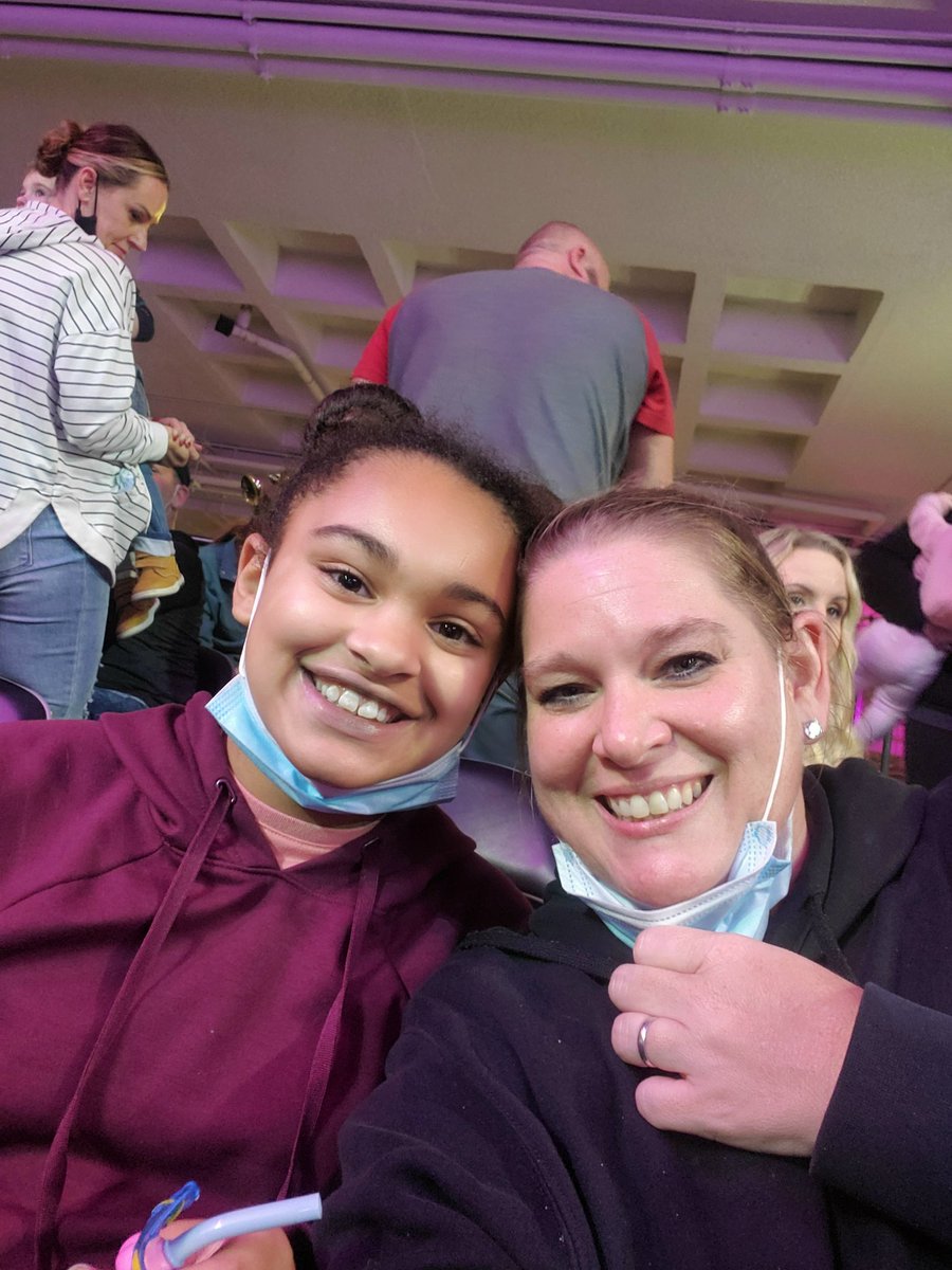 Wildcat_fan02's tweet photo. #DisneyOnIce https://t.co/hnFWuzLSR8