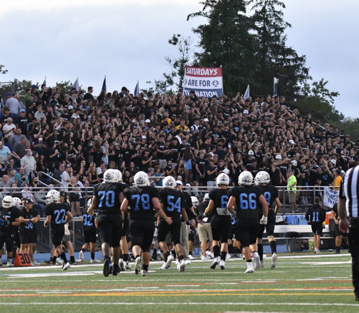 And the home team…Garbed in Black gathered in the south endzone are the Sailors of Oceanside HS…

Business trip to Hofstra with the boys. #JobsNotDone 

#3 Syosset vs #2 Oceanside 
Friday- 7:30pm 
🎟- gofan.co/search

#BurnTheBoats
#WeNotMe