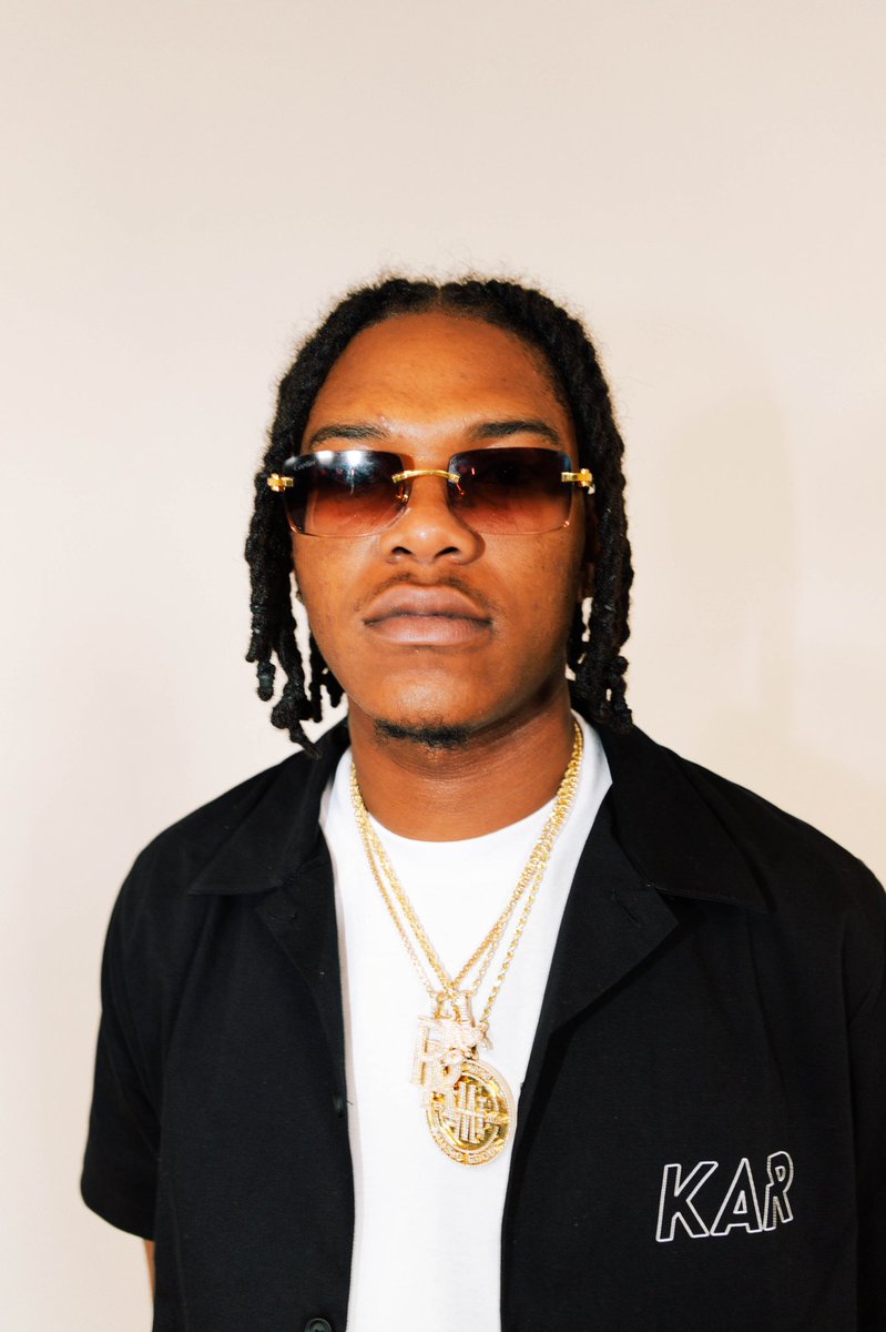ronrontheprod's tweet photo. Cartier frames got these bitches from Shawn we are not the same #hallofframes https://t.co/apWpdFIWgl