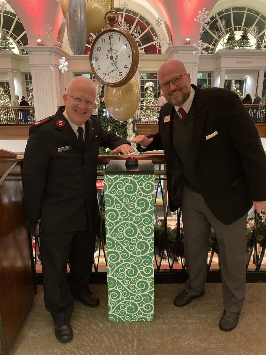 SAIndiana's tweet photo. Turning on the #FOTIndy tree at tonight’s opening night really makes it feel like Christmas! Thank you to everyone adopting #IndyAngelTree Angels tonight. 💕 @IndianaHistory https://t.co/UGQ4zOFh0y