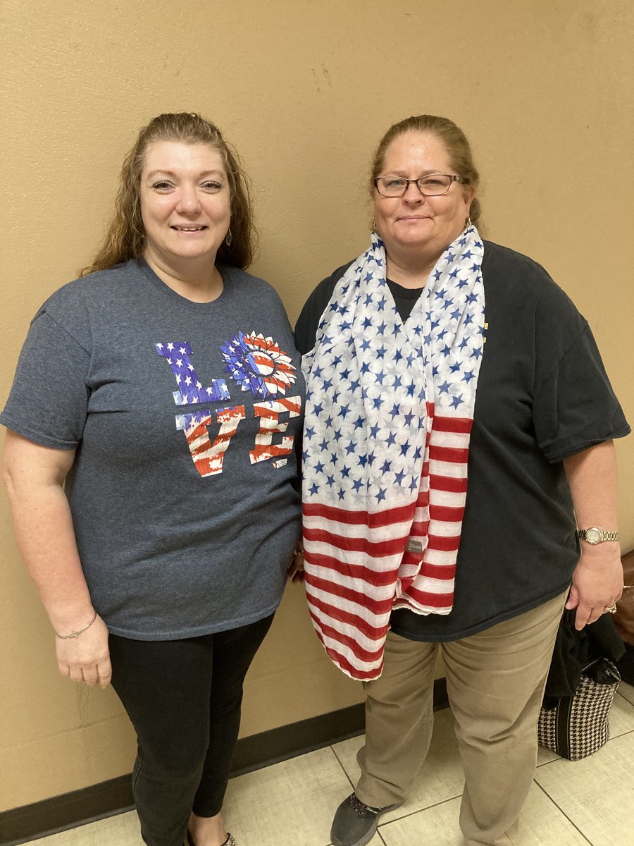 NHS_StuCo's tweet photo. November 11, 2021-Veterans Day at ⁦@NacogdochesHS⁩ ⁦@NacISD⁩ NHS StuCo encouraged EVERYONE to wear Red/White/Blue to CELEBRATE OUR USA MILITARY VETERANS! Thank YOU for your SERVICE! #thankavet https://t.co/Tpk1kjXNsy