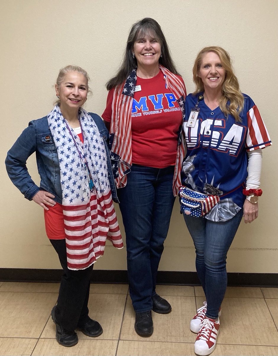 NHS_StuCo's tweet photo. November 11, 2021-Veterans Day at ⁦@NacogdochesHS⁩ ⁦@NacISD⁩ NHS StuCo encouraged EVERYONE to wear Red/White/Blue to CELEBRATE OUR USA MILITARY VETERANS! Thank YOU for your SERVICE! #thankavet https://t.co/Tpk1kjXNsy