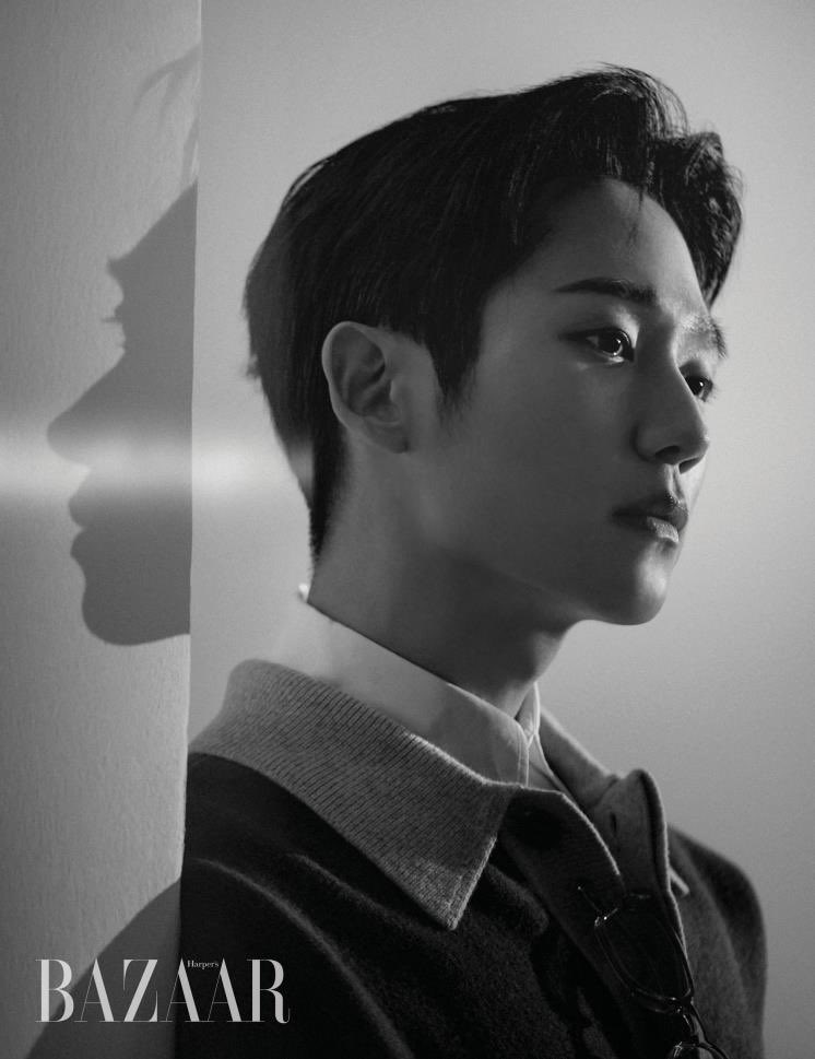 jisoomuda's tweet photo. "Eu poderia gravar cerca de 100 doramas junto com a Jisoo, e ainda sim, não me cansaria." — Jung Haein para a Harper’s Bazaar Korea’s December 2021 Issue. https://t.co/XoKSEWgmZP