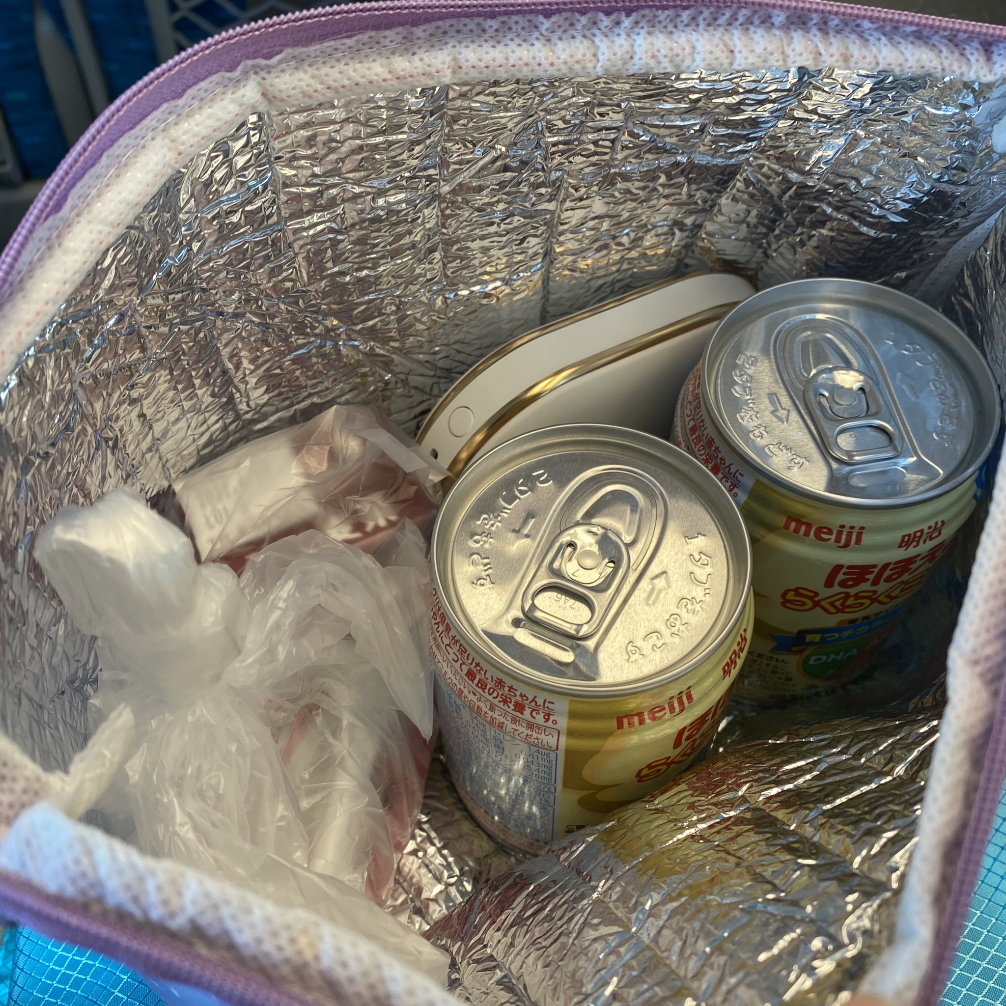 ほしみみ 男の子ママ10m 赤ちゃんと外出する時 保温バッグに充電式カイロを入れておくと ミルクも離乳食もいい感じに温かくなるのでオススメです T Co Wvdqle0an5 Twitter