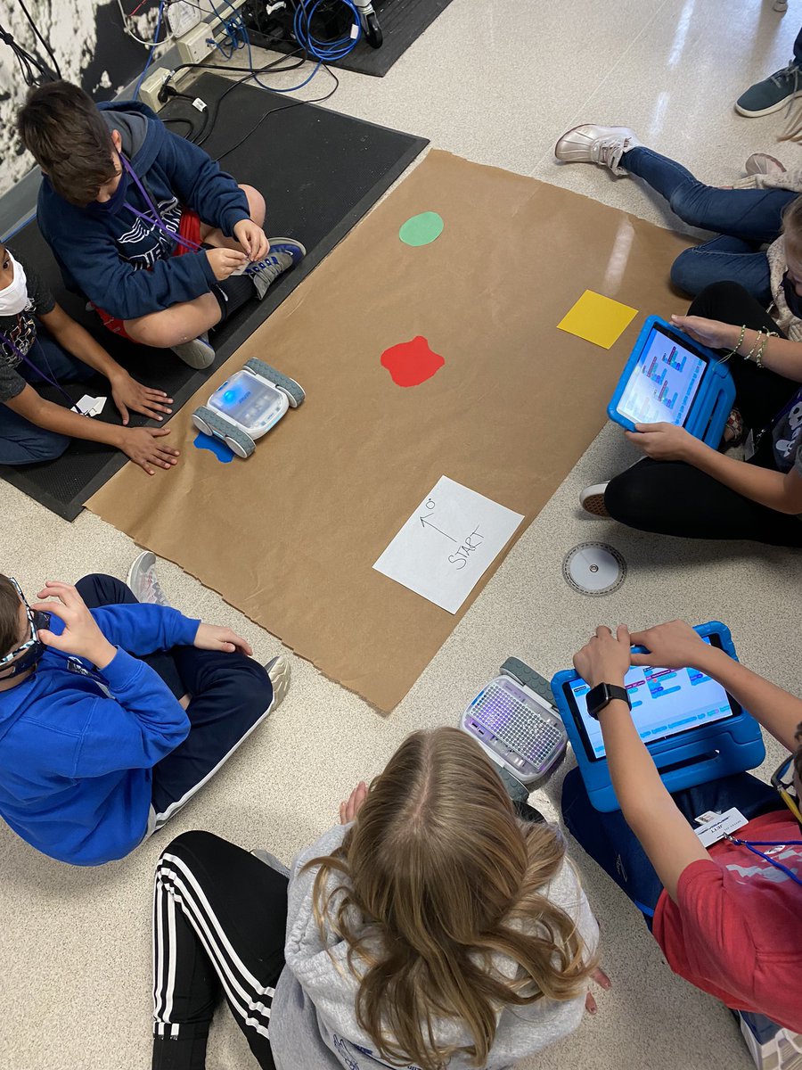 PrassPaxson's tweet photo. Prass 5th grade students enjoy coding with rovers, computer aided design, and making and measuring the distance of a rocket! @KetteringSTEAM #EngagedCollaborators, #WeAreFirebirds https://t.co/ZGZBpYPEkg