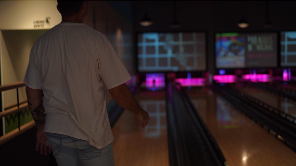 Garth214's tweet photo. Bowling 🎳 battles
.
#SonyAlpha #sonya7iii #55mm #50mm  #photographyperth #perth #westernaustralia https://t.co/SChnD1Hk0E