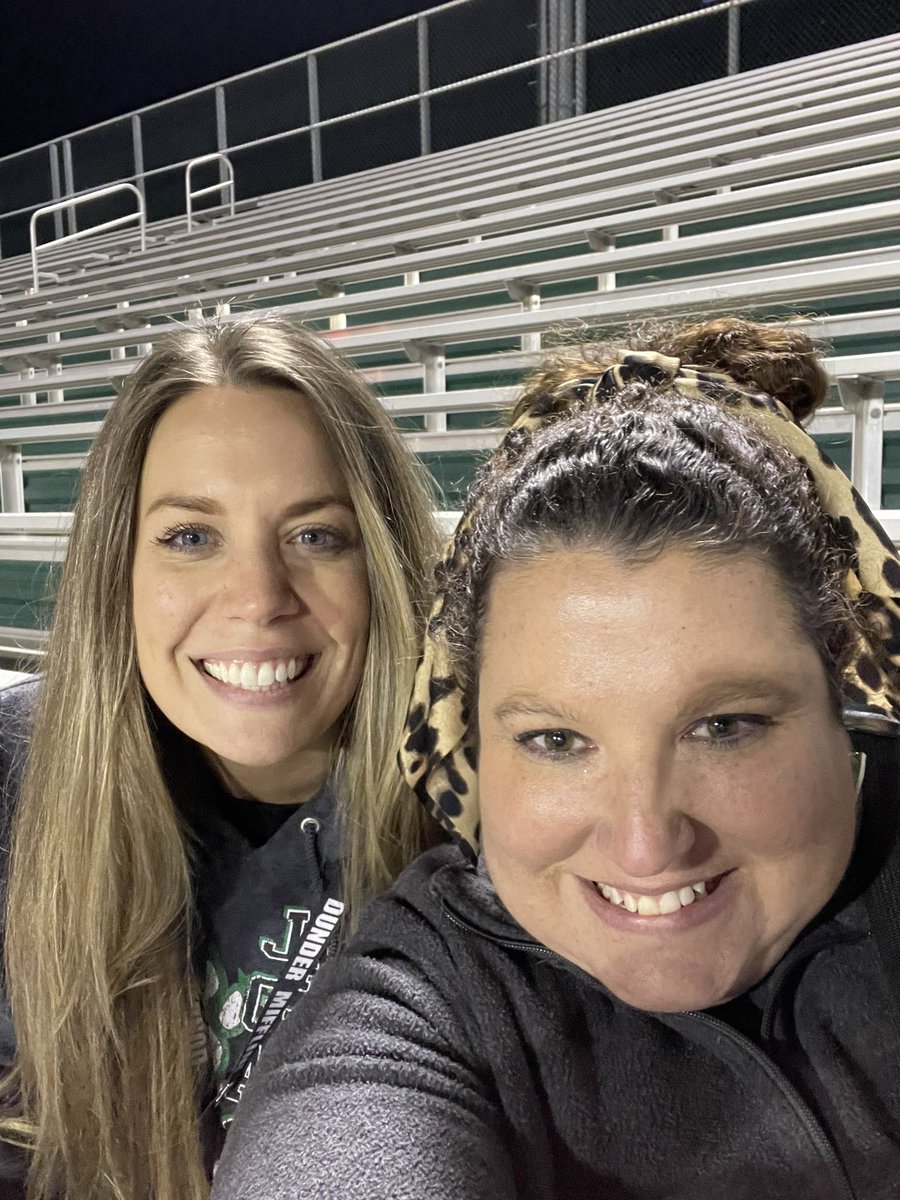 MrsTamiNeal's tweet photo. Let’s go Jags!  #JordanReunited https://t.co/5OaPHjbSat