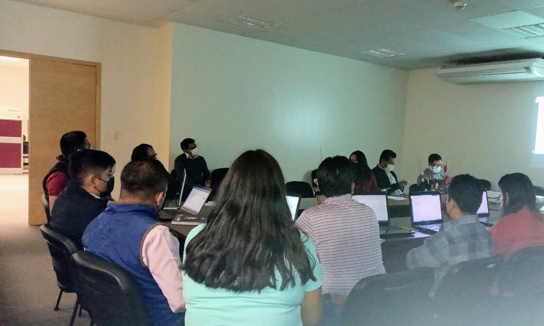 csiefgeo's tweet photo. La #CSIE capacita al personal Ministerial de la Vicefiscalía General de Atención a Víctimas para el uso de los distintos módulos que conforman el Sistema Único de Información (SUI).
@GobOax
@GobiernoMX
@alejandromurat
@PeimbertArturo
@FISCALIA_GobOax https://t.co/Sbts6xFcoK