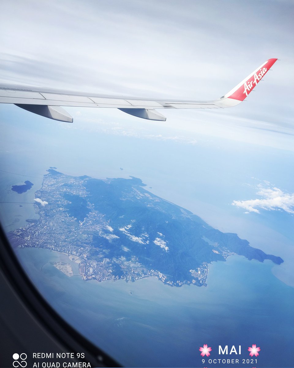 mai_atoriy's tweet photo. The greatest picture I've ever taken. #holiday #langkawitrip #penangisland @airasia https://t.co/yxKmgQ3I4f