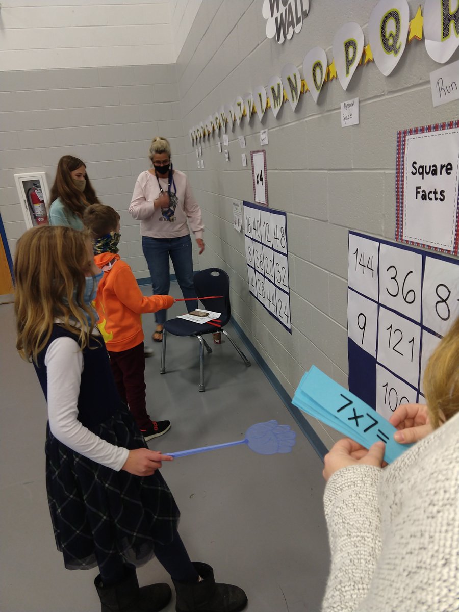 WVESBearcats's tweet photo. We had a great turnout tonight for our 3rd and 4th-grade Reading &amp; Math Night. A big thanks go out to our staff and volunteers, but most of all, thanks to our men and women who served our great country! https://t.co/JgTbUVOkFe