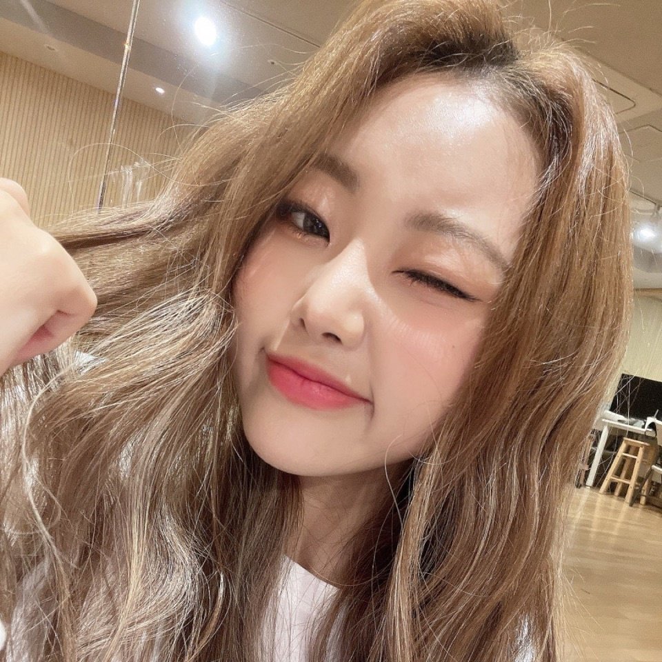 cosmixpics's tweet photo. ㅡ #KIMSUYEON #김수연 https://t.co/JzcMEU7SWw