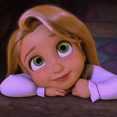 greedymotivez's tweet photo. me listening              me listening
to red                         to red tv
in 2013                      in 2021 https://t.co/WBKbVPwlXv