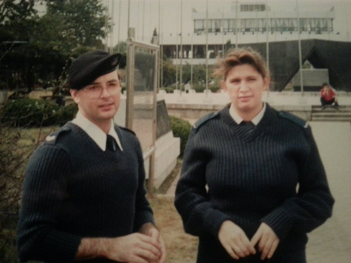 getoutofcollege's tweet photo. Happy Veterans Day to all that served. A special thank you to my wonderful parents! #VeteransDay2021 #ThankYouForYourService https://t.co/9Tyj7t2O7y