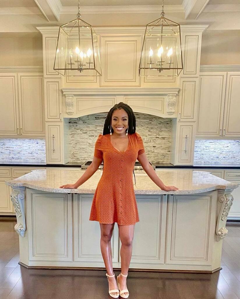tcomptonhtx's tweet photo. “If you are in business, you are not enjoying. You are working.”

-CARLOS SLIM HELU

________________________

Tracie Compton, Realtor ®️ | 𝐧𝐟𝐠 
📲 (832) 430- 2888
📧 tracie@nicolefreer.com
🔗FREE Consultation link can be found in my Bio

#entrepreneurlife #houstonrealtor #… https://t.co/CvX2dYyhXw