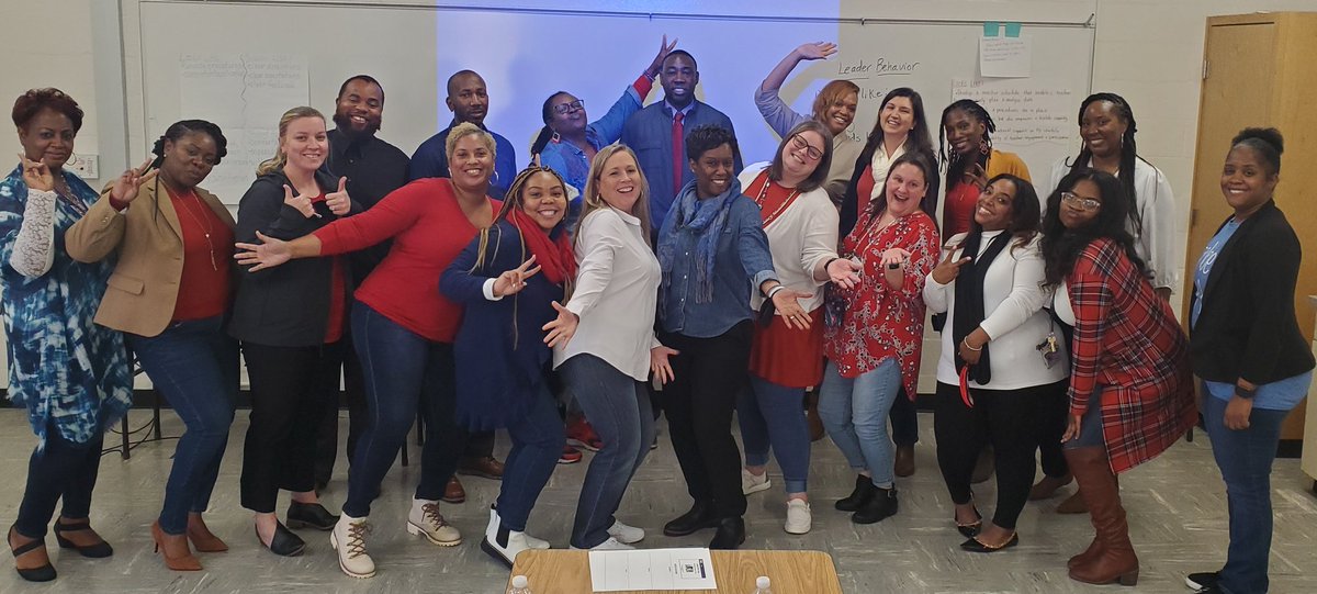 CynthiaMcCray19's tweet photo. Even after 8 long hours of engaging in rigorous leadership learning, #APIP2022 was eager to smile (wearing red,white, blue) to wish our veterans a Happy Veteran's Day! Great session today! Love this group! Thanks to all district leaders! @KirkShrum @HenryCountyBOE https://t.co/QmaQMI2WXC
