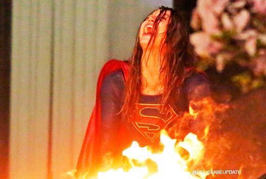 gayluthxr's tweet photo. supercorps going from queerbaited to queerbaiting like "mom said it’s my turn on the xbox" https://t.co/BVAR0Pr23q