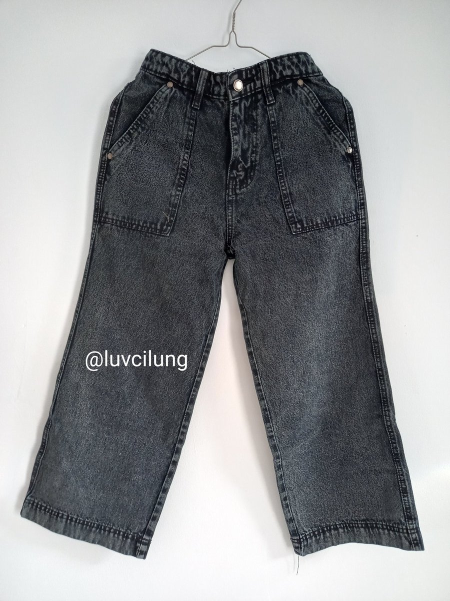 luvcilung's tweet photo. wts // want to sell

Jiniso Cullote Jeans SIZE 27
• 140k
• BARU, masih ada tag
• dom bandung
• dijual karena kekecilan
Lgi bu
Mau tanya boleh dm ya https://t.co/w3JcZ9LbXa