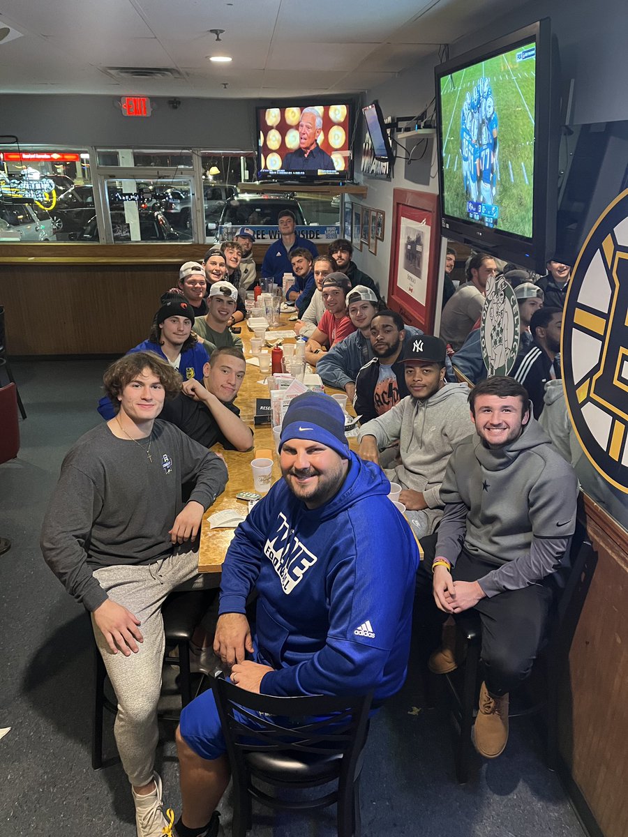 #CoreNDawg Night w/ the boys #JuiceHounds #CoreIsStrong #OwnTheEdge