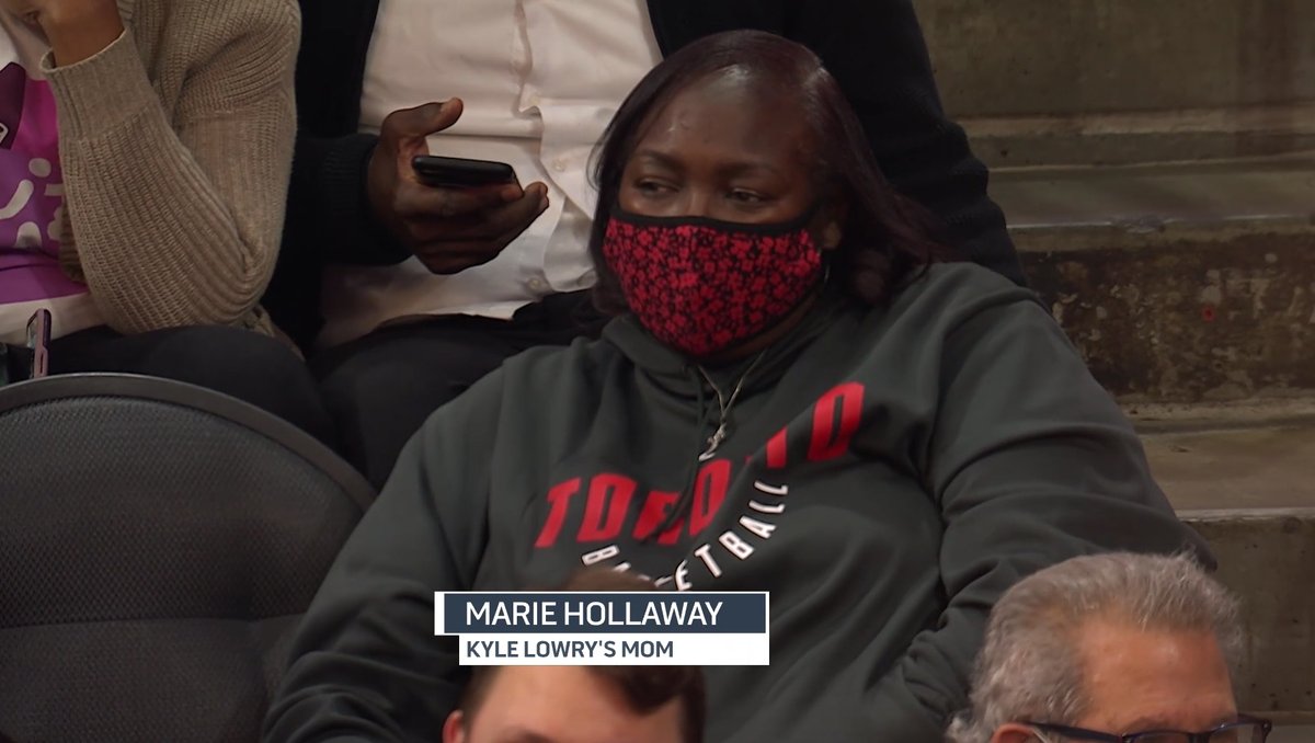 jeskeets's tweet photo. Kyle Lowry's mom reppin' for the Raptors at tonight game in Philly. 🙌 @blessedmom07 @Klow7 #WeTheNorth https://t.co/LCdv6GRl3V