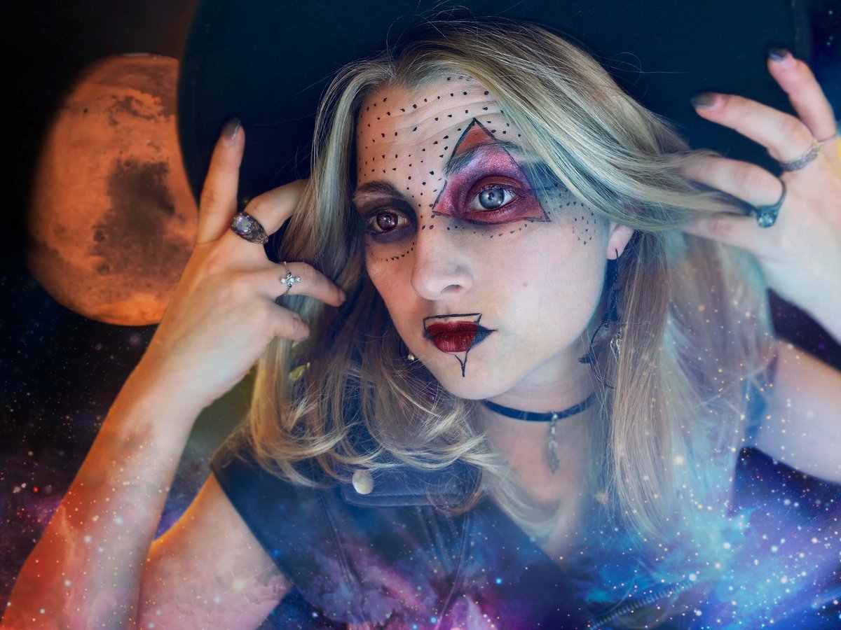 GYeier's tweet photo. Sharing some photo editing I played with the other day, I miss modeling, doing art photography and the like. 
#modelling #photography #editing #cosmisgoddess #mars https://t.co/TYbTM2Ay1S