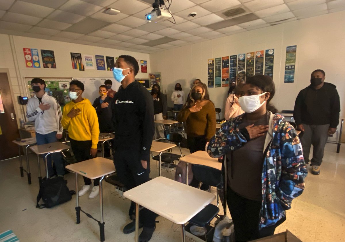 Ms. Paes tweet media