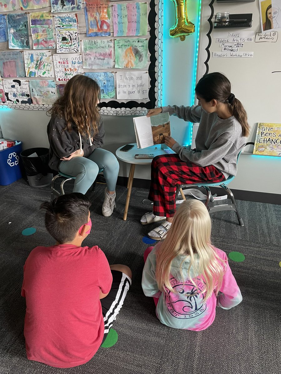 urban8th's tweet photo. Thank you @adeDCSD for reading with us today! @erms_DCSD https://t.co/f8U3sKfqg4