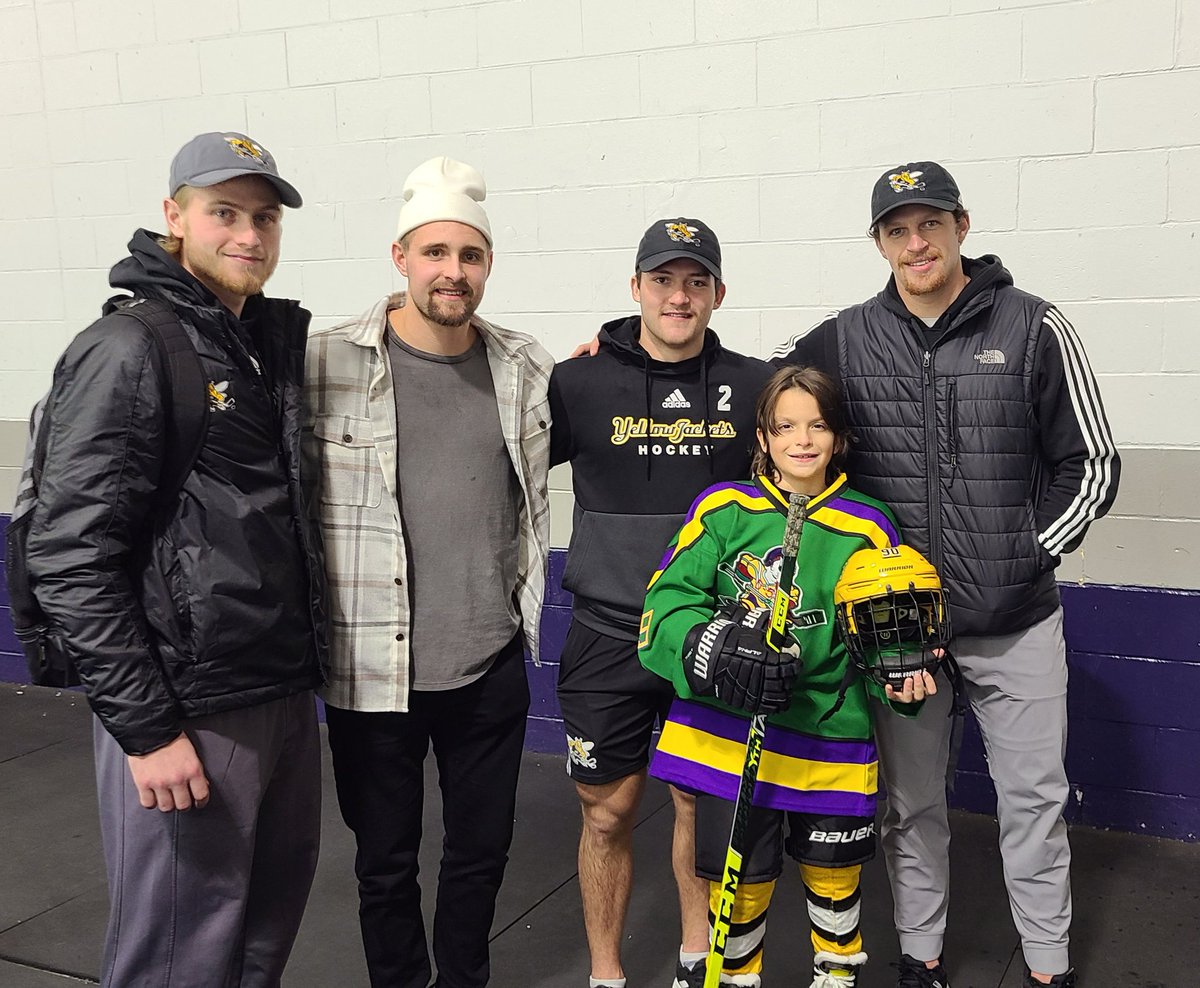 pereira460_paul's tweet photo. Xman wanted a mighty ducks jersey since he first watched the movie. got one today for his birthday had to wear it to practice. also got a special surprise from his @AIC_Hockey teamates as they came to practice to wish him a happy birthday. Thanks @ericlang9 and these great guys! https://t.co/VeMZ3OSUEn