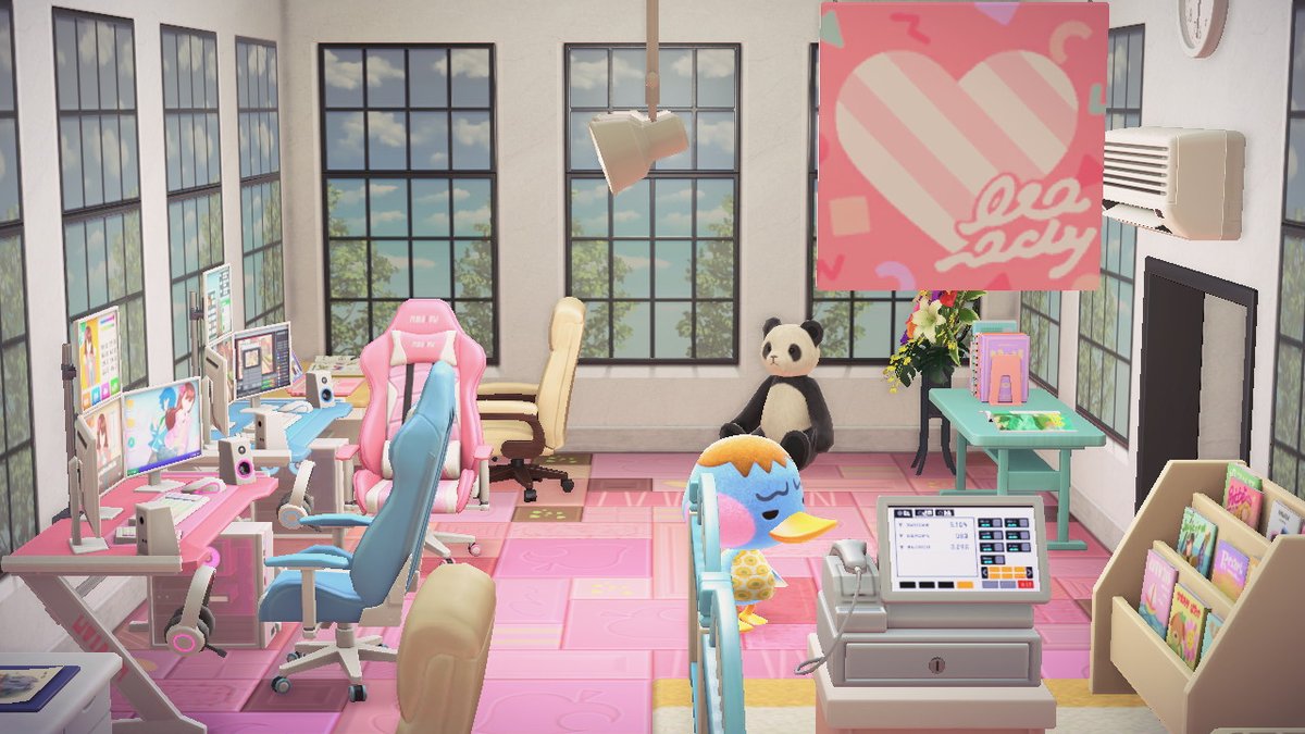 StephuAC's tweet image. Some cafes I've made! The first one was meant to be an internet cafe, but its a Gamer Gal cafe now B) 

 #AnimalCrossing #ACNH #NintendoSwitch