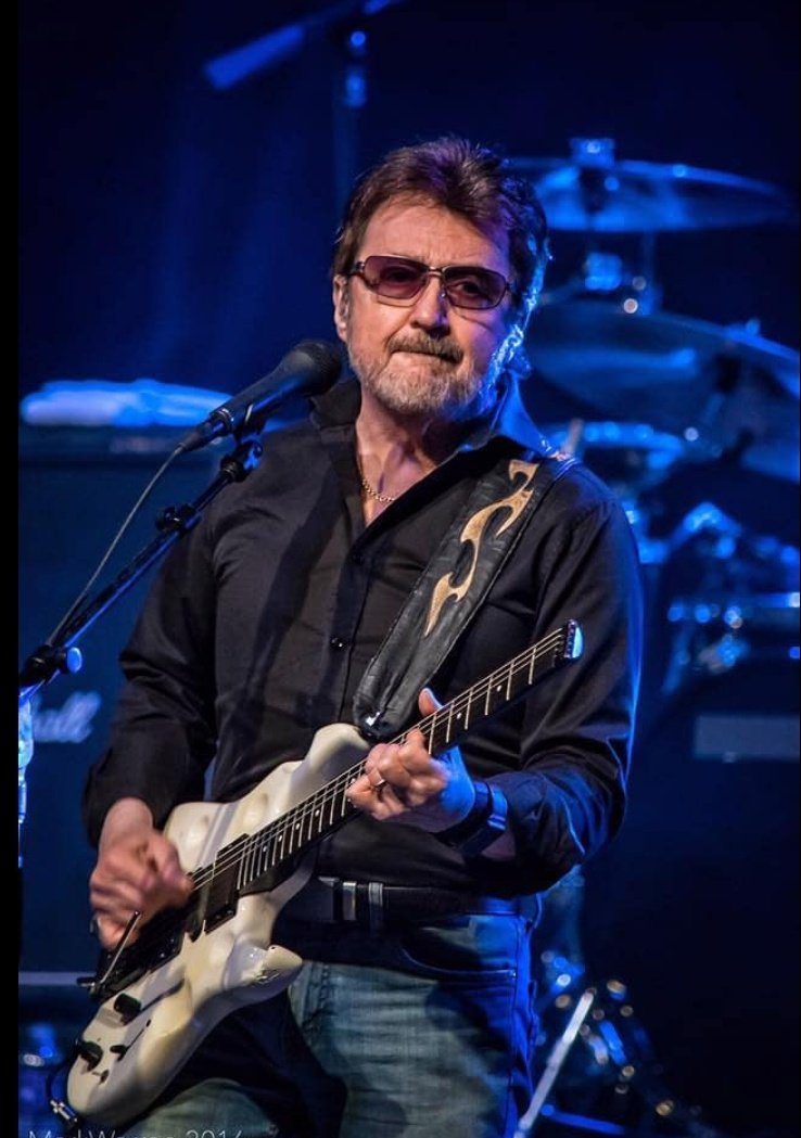 Happy 74 birthday to the amazing Blue Öyster Cult guitarist and singer Buck Dharma! 