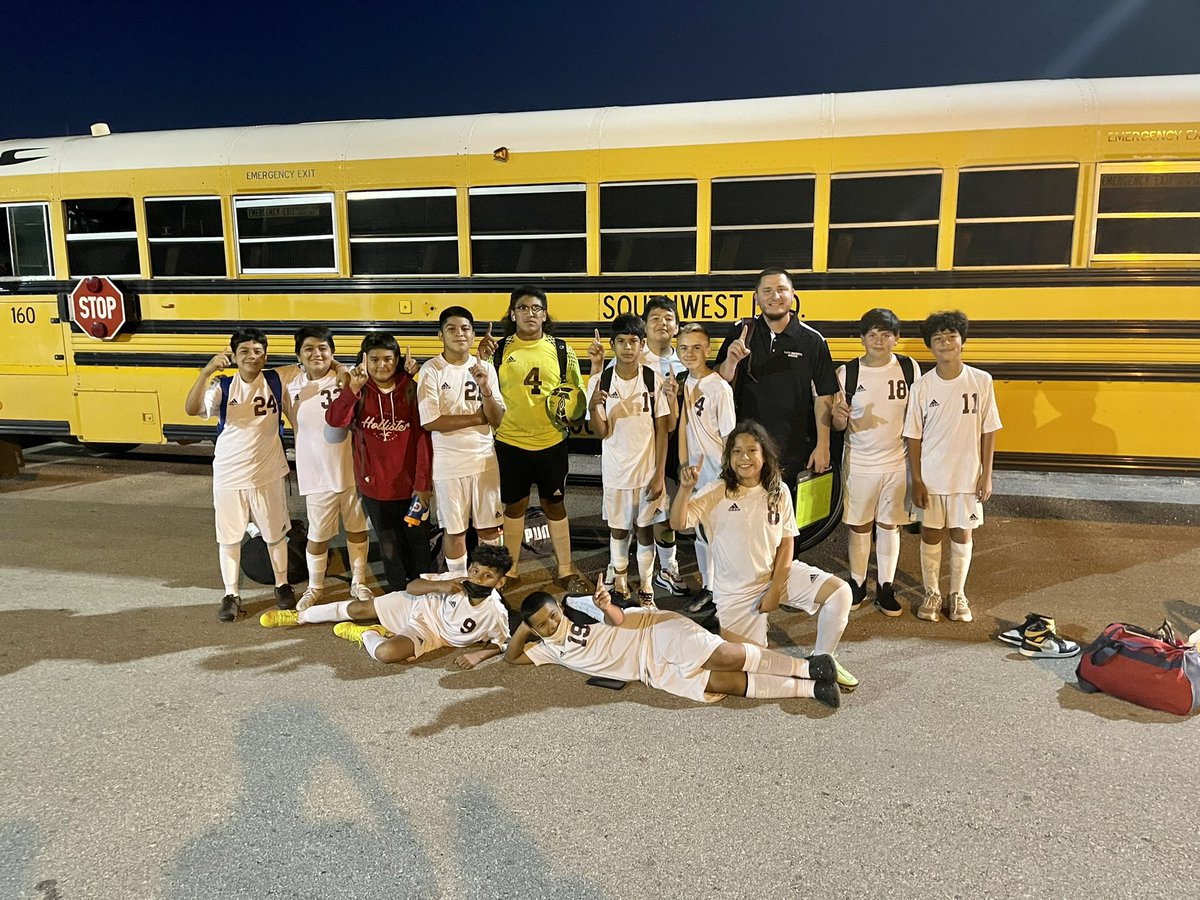 swisd_athletics's tweet photo. Congrats to @swisd_mca 7th &amp; 8th McAuliffe boys soccer teams for defeating the @swisd_sco Scobee Tigers! 7th with a score of 3-0 &amp; 8th with a score of 2-0! ⚽️🚀 #RocketPride #RocketSoccer @swisd_SWLathl #WeAreSW https://t.co/Hywwfdeqph